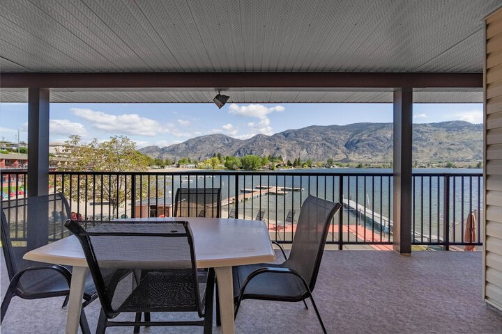 Terrace/Patio 15 of 18