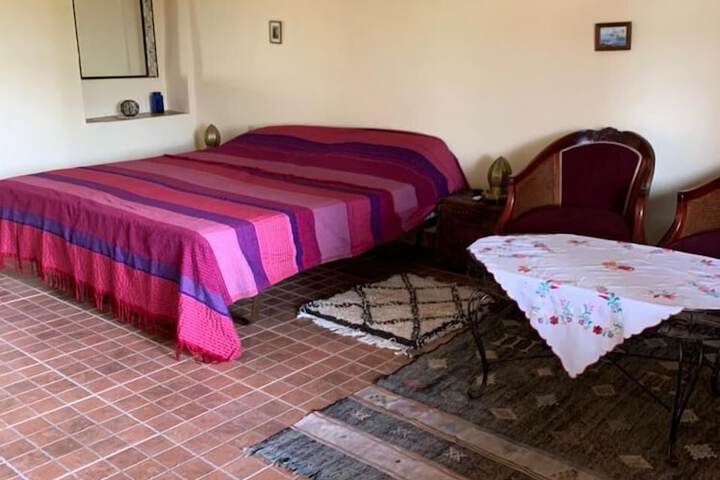 Room 3 of 20