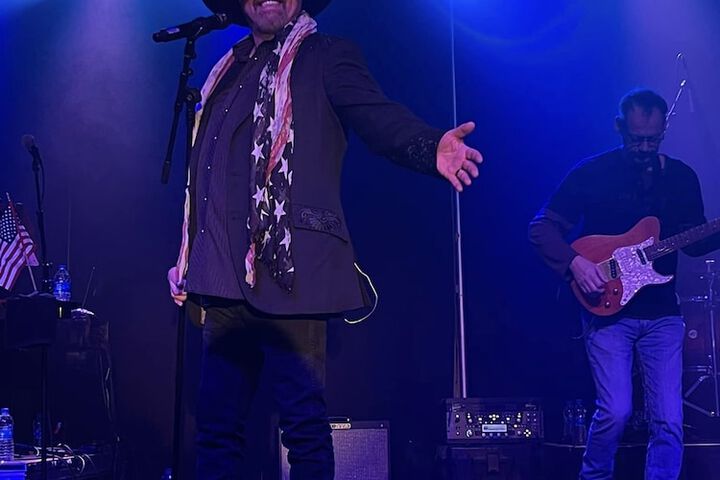 Ballroom/Hall 40 of 43