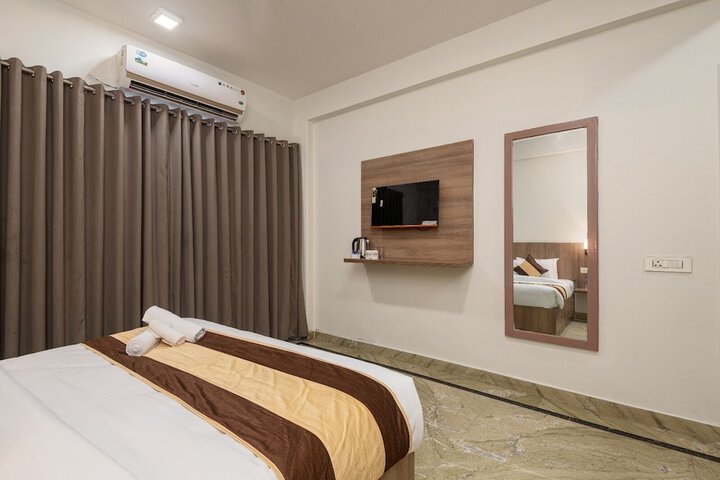 Room 4 of 19