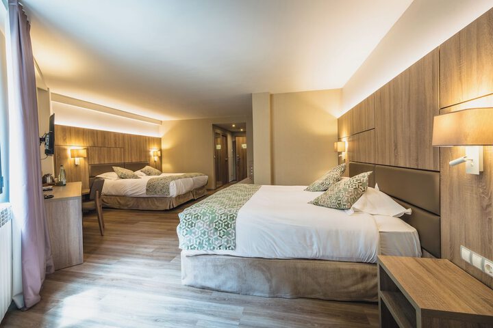 Room 10 of 67