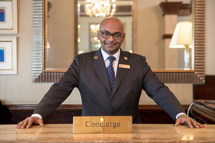 Concierge desk