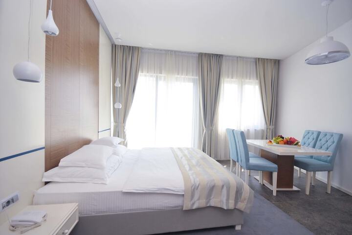 Room 12 of 31