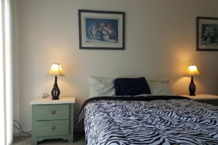Room 382 of 516