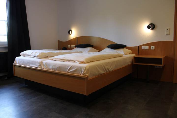 Room 10 of 51