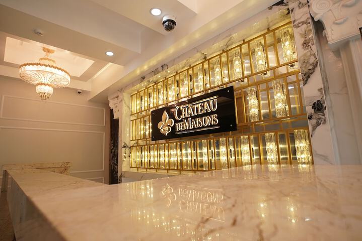 Image of Chateau de Maisons Suites