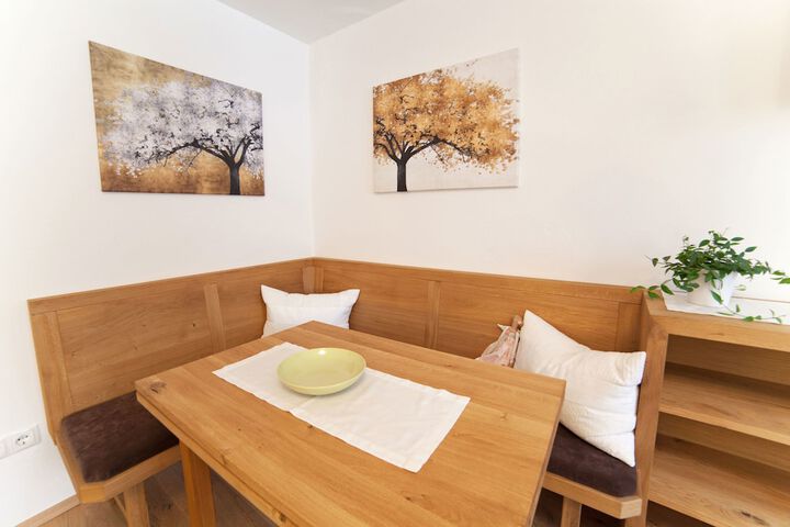 Dining Photos