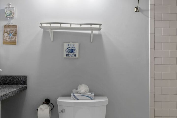 Room 153 of 181