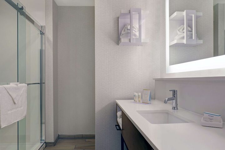 Bathroom shower