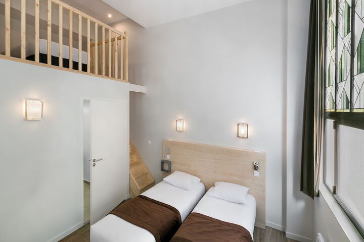 Room 20 of 52