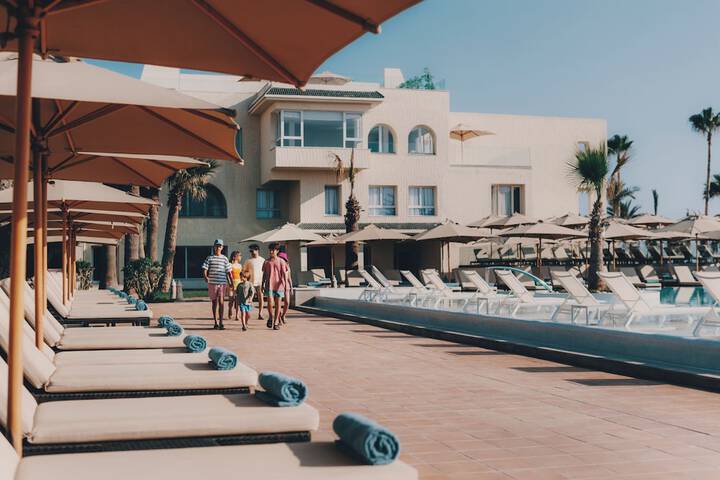 Pool 73 of 113