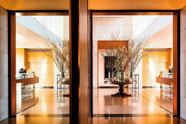 Hotel Lobby