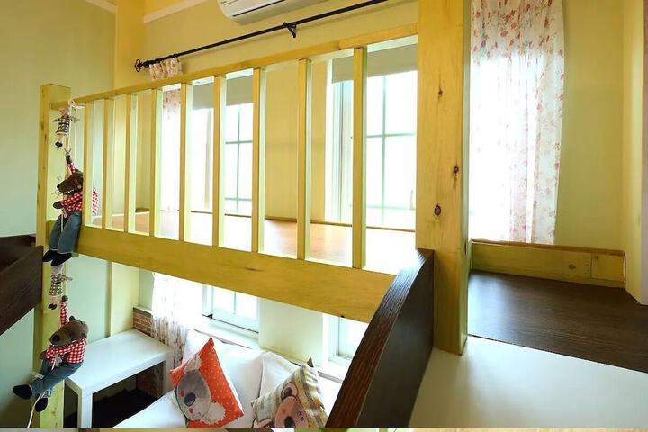 Room 3 of 60
