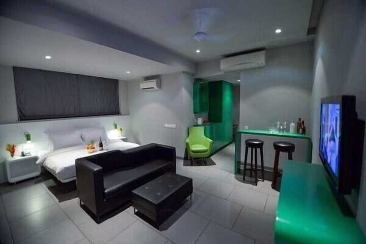 Room 14 of 46