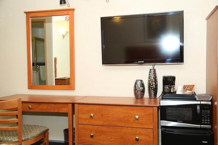 Room 19 of 37