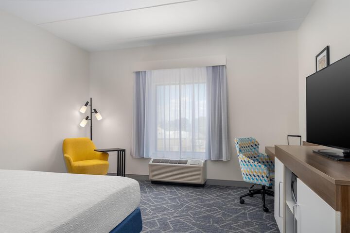Room 5 of 38