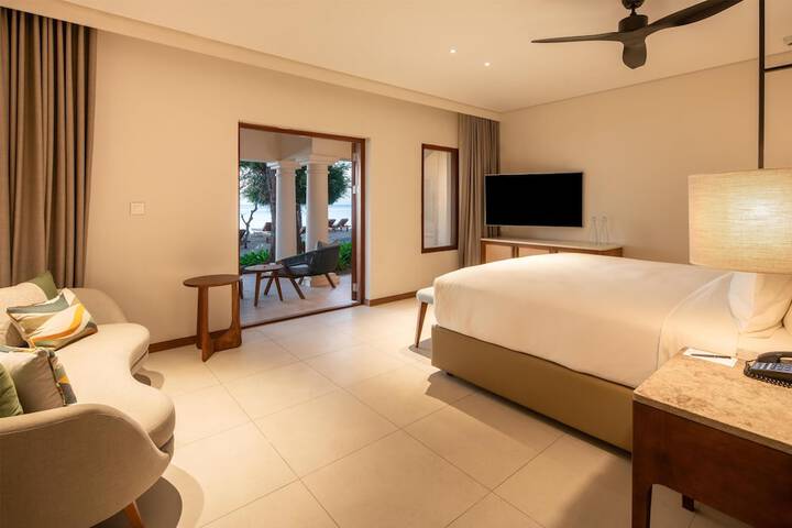 Room 15 of 221