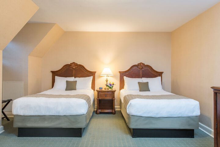 Classic Room 2 Double Beds (3 of 6)