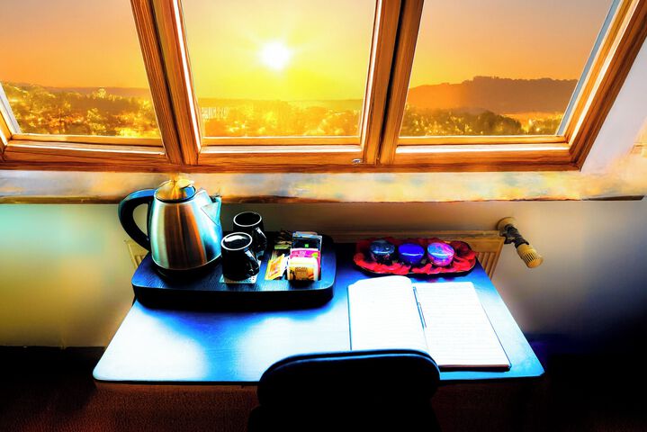 Breakfast/Coffee Service 102 of 581