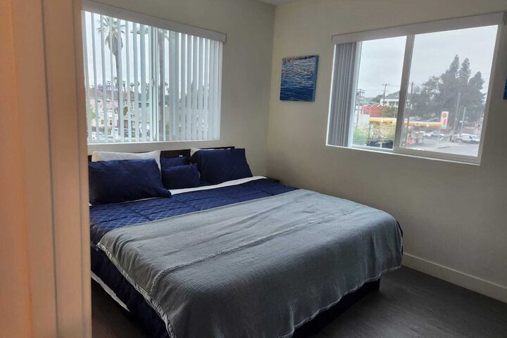 Room 2 of 48