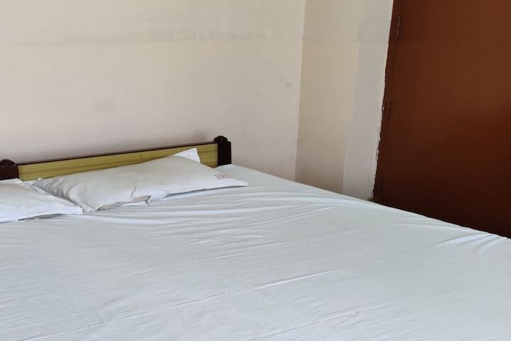 Room 5 of 30