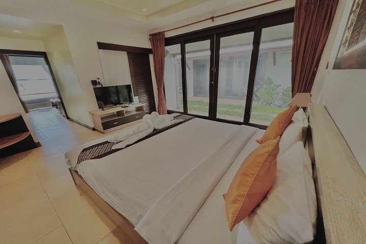 Room 27 of 72