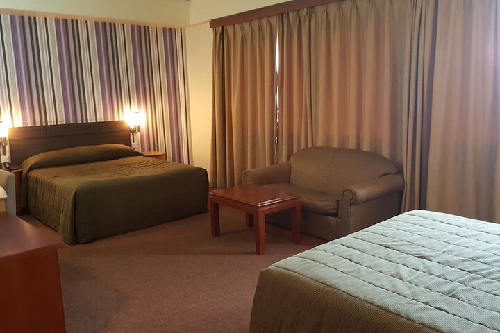 Room 35 of 75