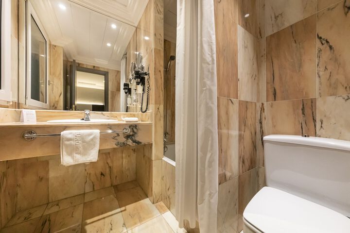 Bath Photo