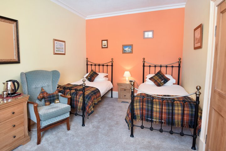Room 16 of 45