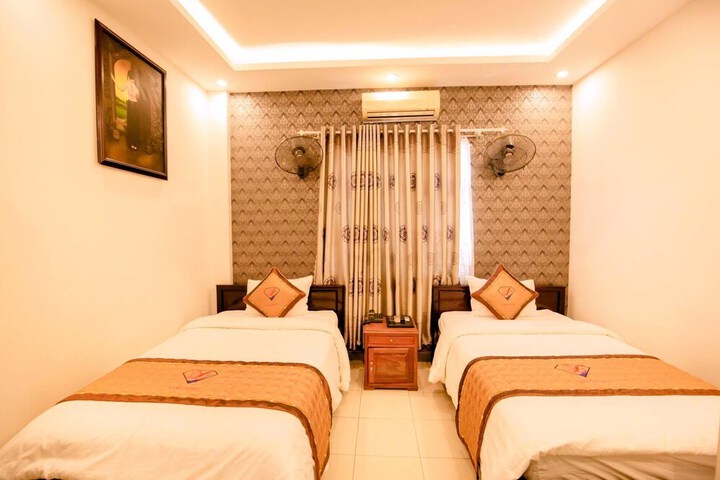 Room 7 of 41