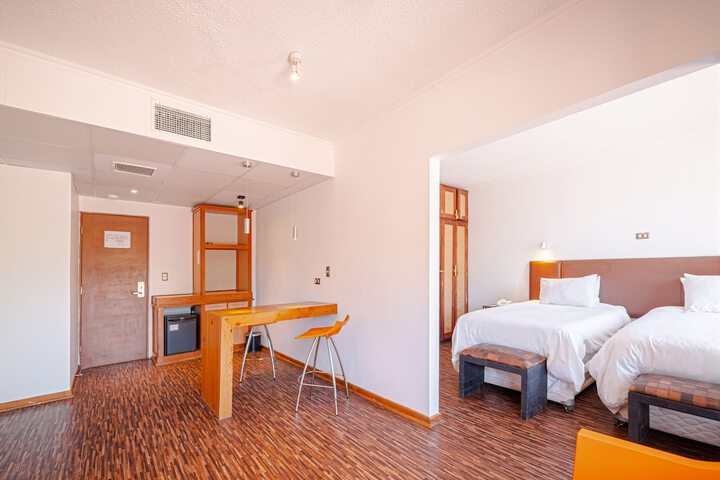 Room 12 of 85