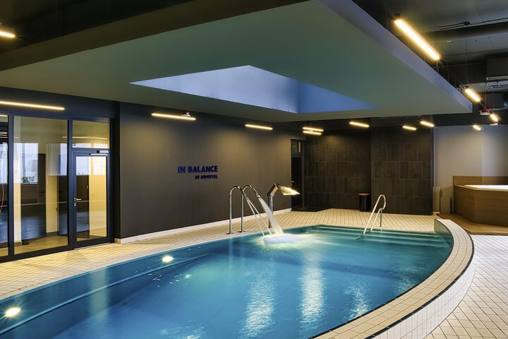 Pool Hotel