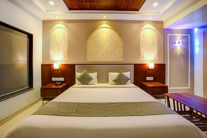 Room 8 of 29