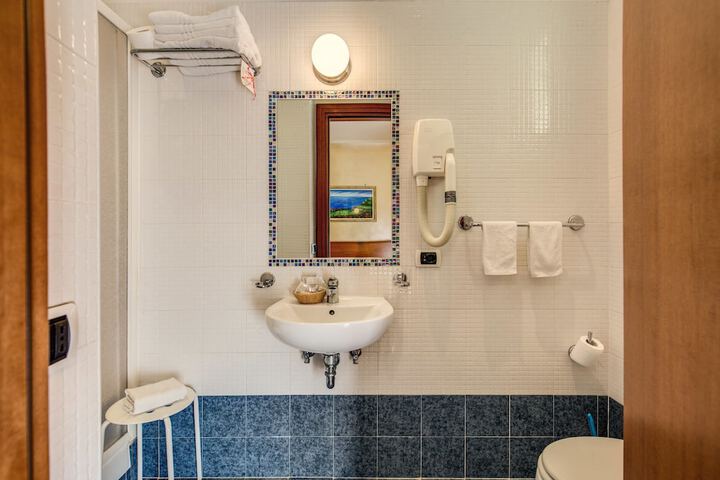 Bathroom Interior Photo