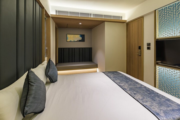Room 14 of 29