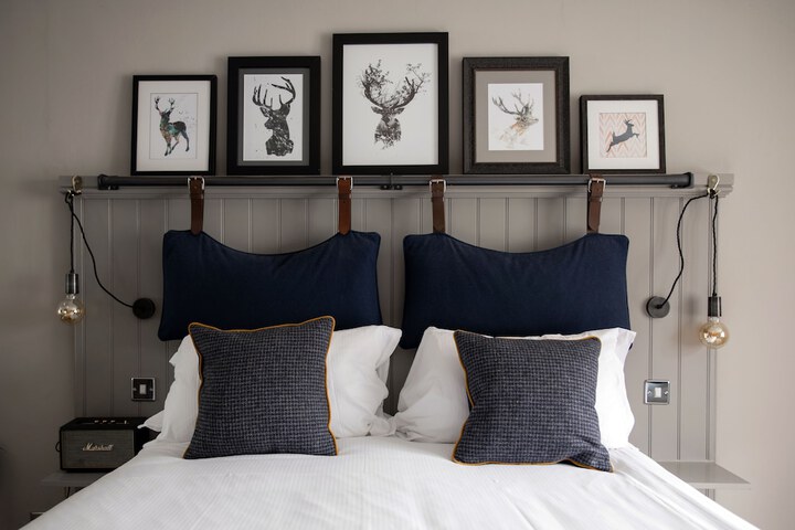 Room 2 of 19