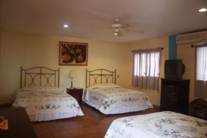 Room 32 of 50