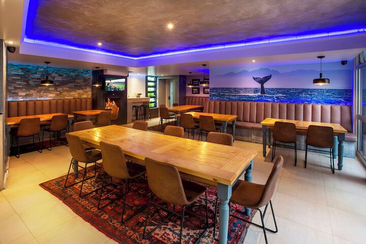 Dining Photos