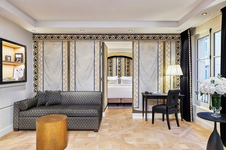 Room 33 of 58