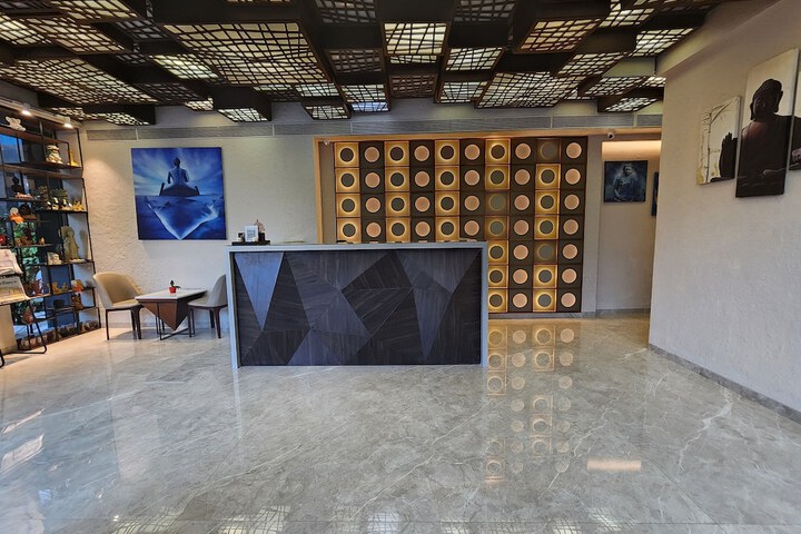 Hotel Interior 9 of 139