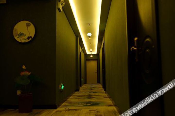Hotel Interior 9 of 13