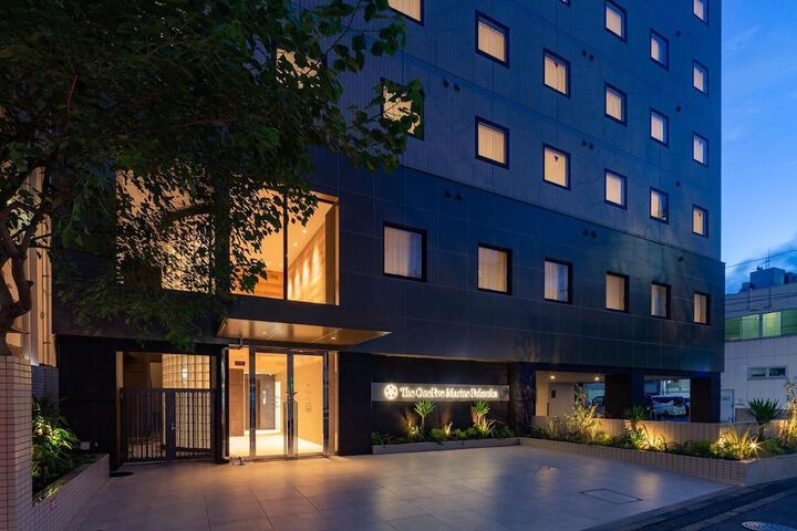 Hotel Entry