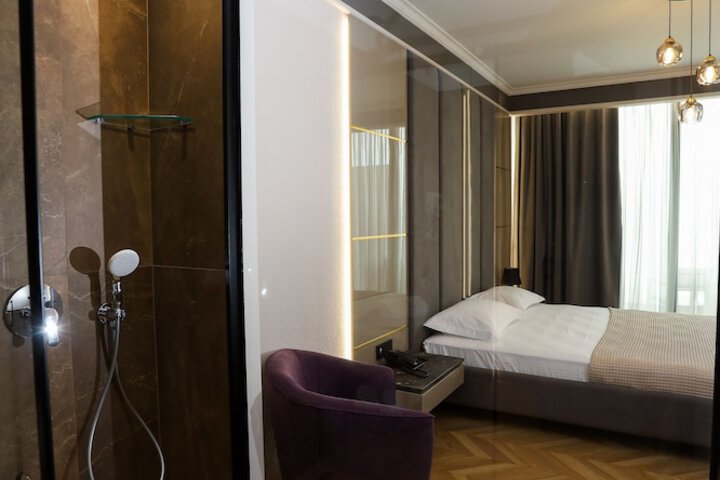 Room 17 of 45