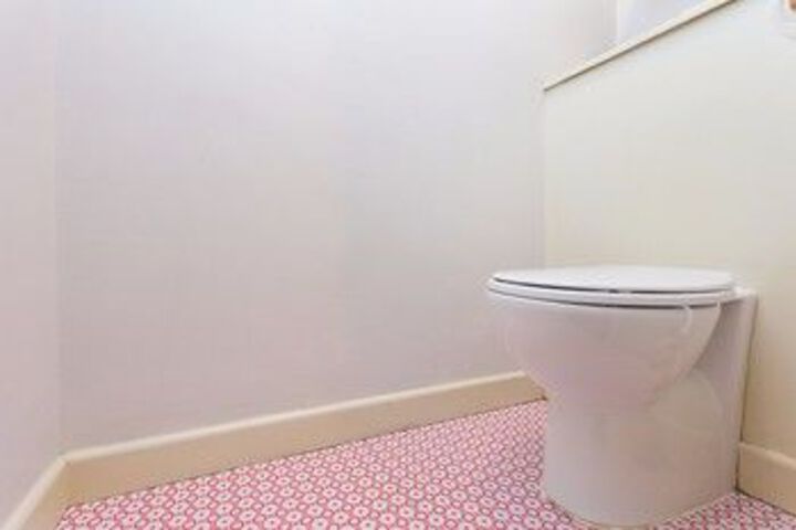 Room 3 of 28