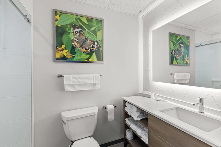 Room 41 of 94