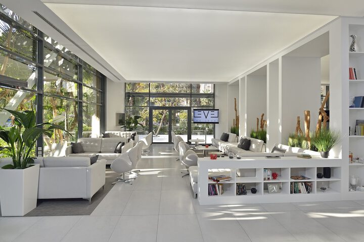 Guest Lobby