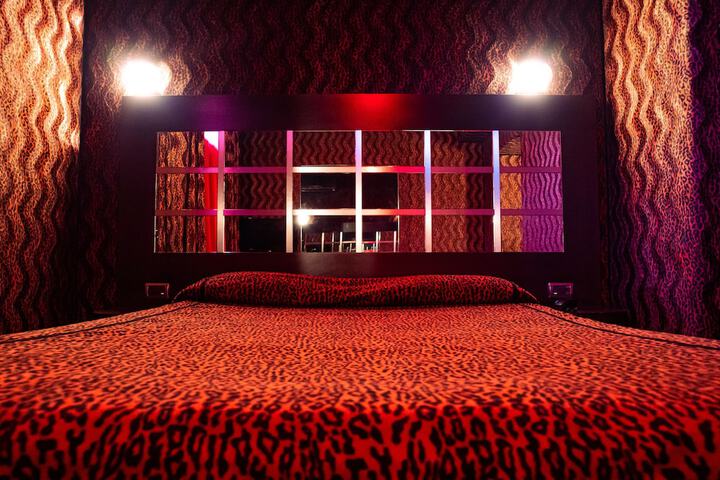 Room 40 of 149