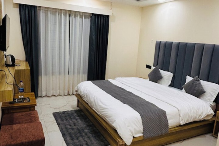 Room 17 of 51