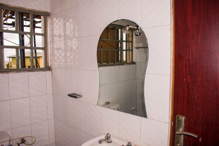 Room 40 of 53