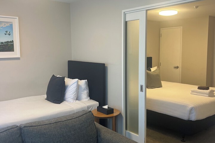 Room 29 of 87